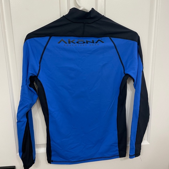 Rash Guard - Picture 2 of 2